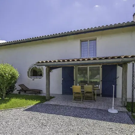 Semesterbostad A Noust Cagnotte